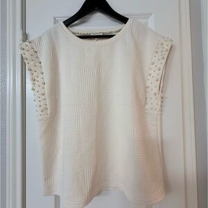 Umgee Cream Pearl-Trim Sleeveless Tank Top